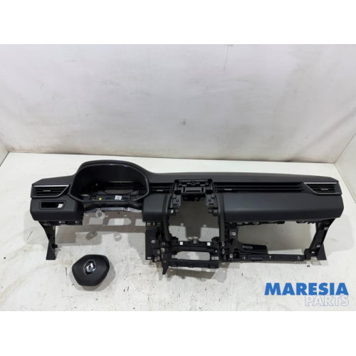 Renault - Clio - Airbag set + dashboard