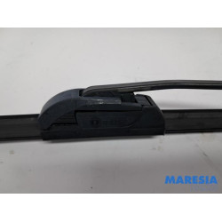 Renault - Kangoo - Front wiper arm