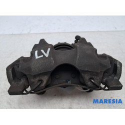 Renault - Clio - Front brake calliper, left