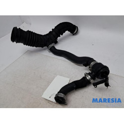 Renault - Clio - Air intake hose