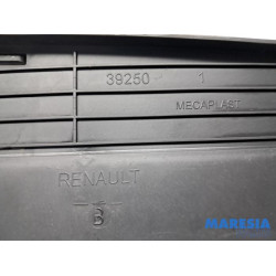 Renault - Clio - Luft Leitung