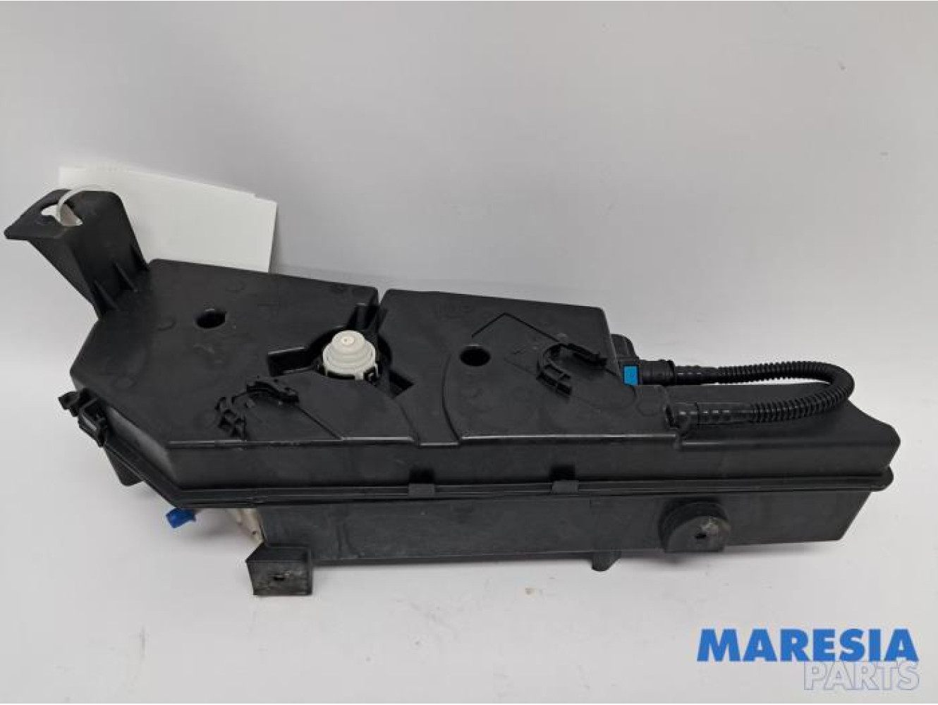Peugeot - Partner - Additive tank