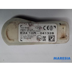 Renault - Twingo - Reifendrucksensor