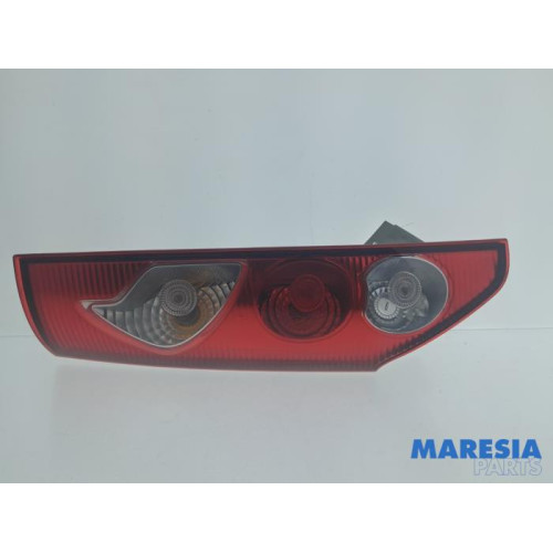 Renault - Kangoo - Achterlicht links