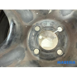 Renault - Clio - Wheel