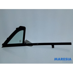 Renault - Zoe - Quarter light, front left