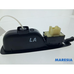 Renault - Zoe - Electric window switch