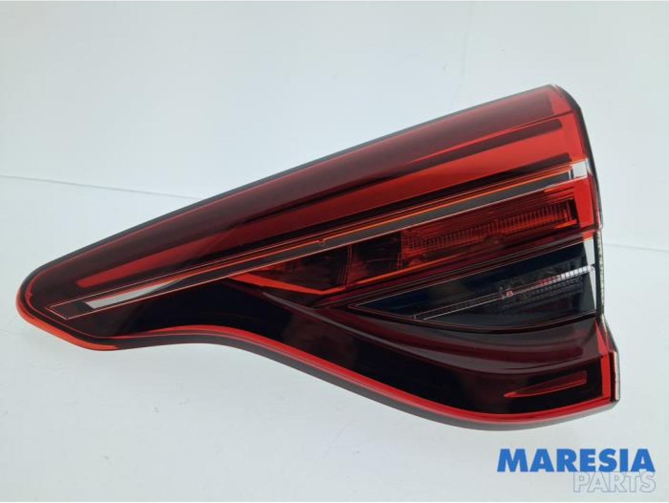 Renault - Clio - Taillight, right