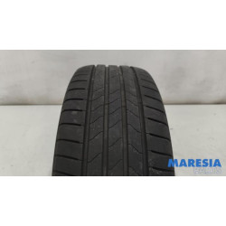 Renault - Zoe - Tyre