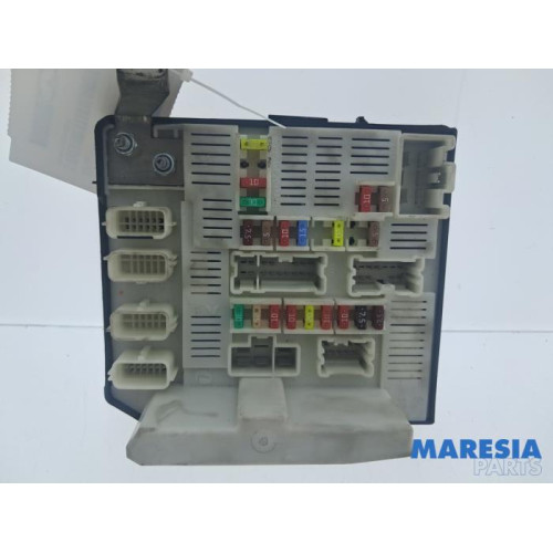 Renault - Kangoo - Fuse box