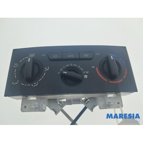 Peugeot - Expert - Panneau de commandes chauffage