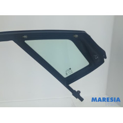 Opel - Crossland X - Vitre triangulaire avant gauche