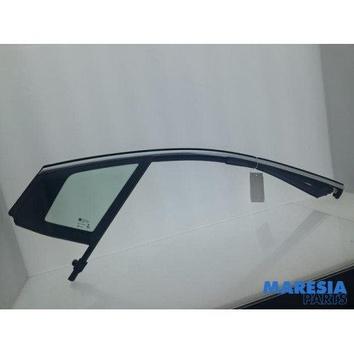 Opel - Crossland X - Vitre triangulaire avant gauche