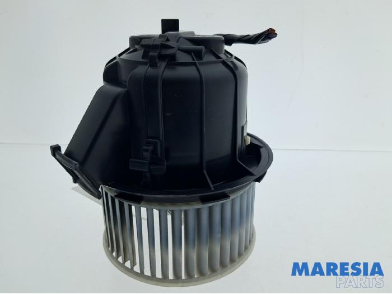 Opel - Crossland X - Heating and ventilation fan motor