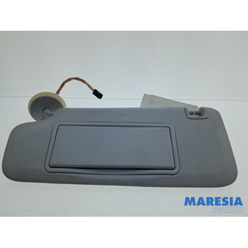 Opel - Crossland X - Sun visor