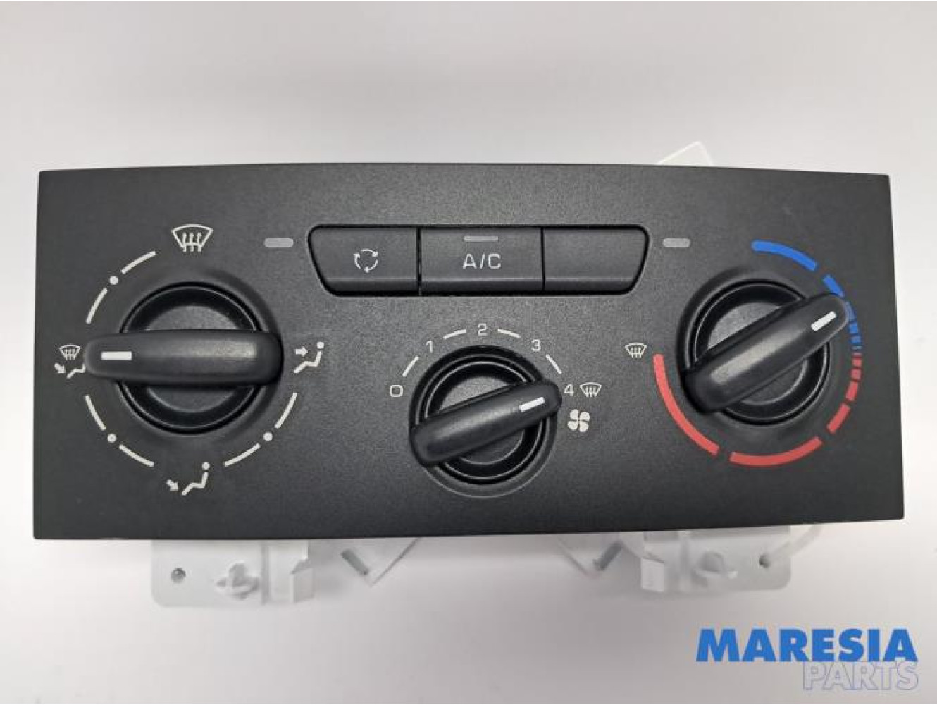 Peugeot - Partner - Panneau de commandes chauffage