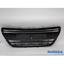Peugeot - 208 - Grill