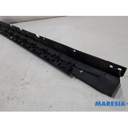 Alfa Romeo - Stelvio - Marche-pied (list de couverture) droite