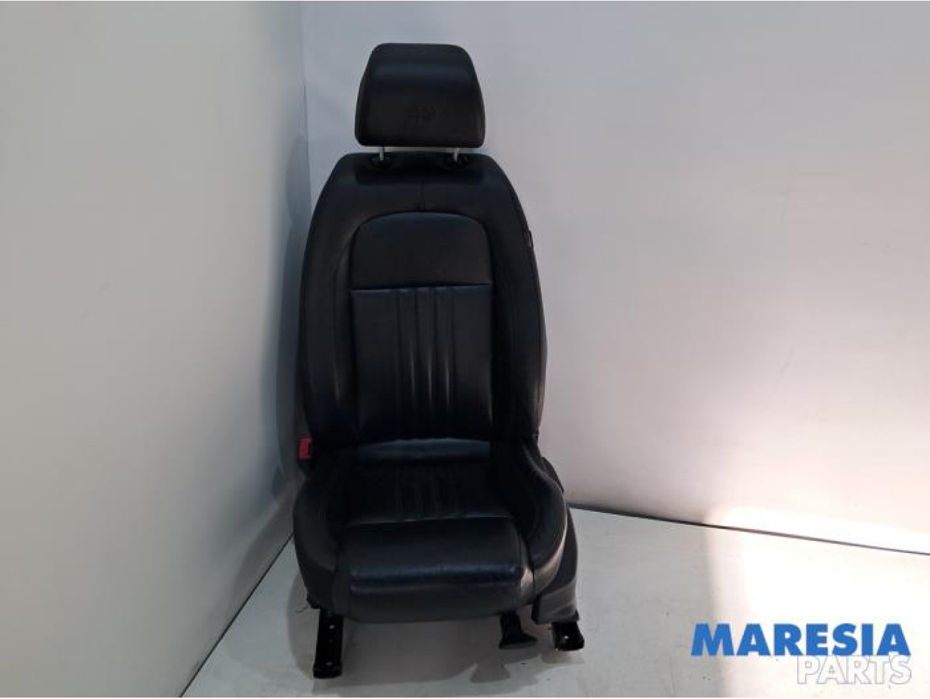 Alfa Romeo - 159 - Stoel links