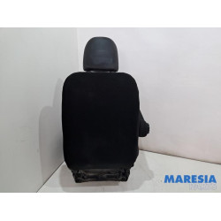 Renault - Trafic - Sitz links