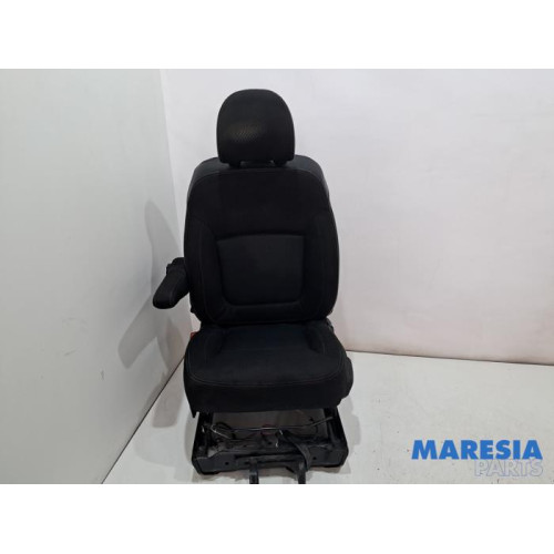Renault - Trafic - Sitz links