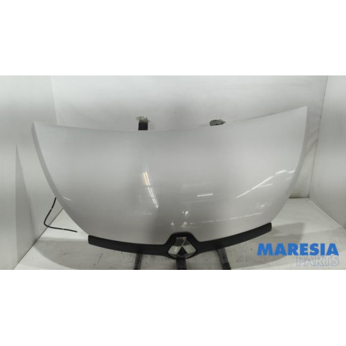 Renault - Trafic - Motorhaube