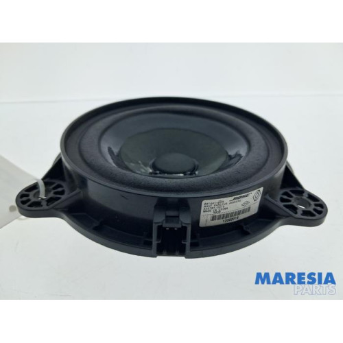 Renault - Clio - Speaker