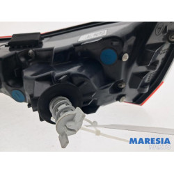 Alfa Romeo - Stelvio - Achterlicht links