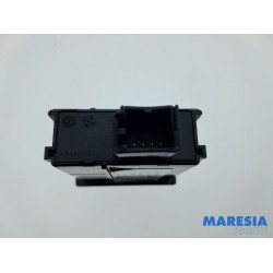 Alfa Romeo - Stelvio - AUX/USB aansluiting