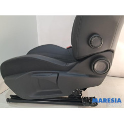 Peugeot - 408 - Sitz links