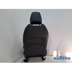 Peugeot - 408 - Sitz links