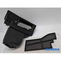 Alfa Romeo - Stelvio - Filter housing interior