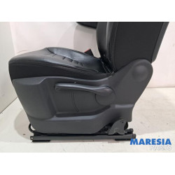 Renault - Captur - Seat, left