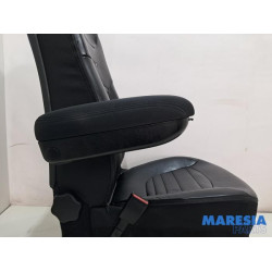 Renault - Captur - Seat, left