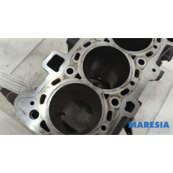 Renault - Trafic - Engine crankcase