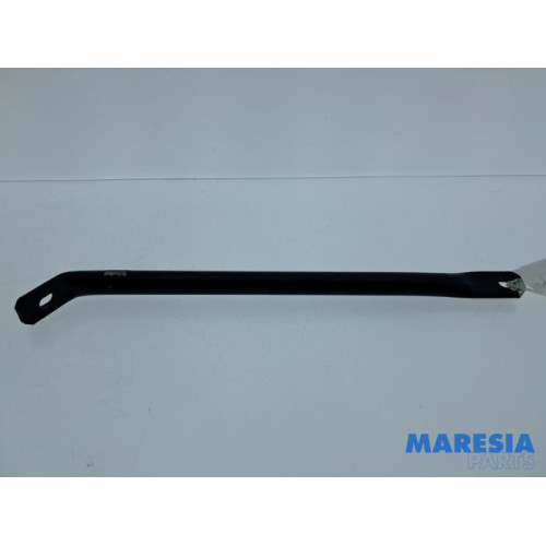 Alfa Romeo - Stelvio - Front part support