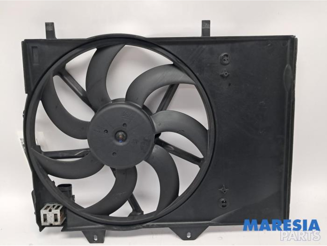 Opel - Crossland X - Fan motor
