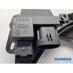 Opel - Crossland X - Fan motor