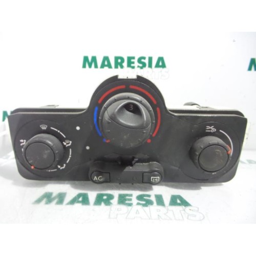 Renault - Modus - Heater control panel