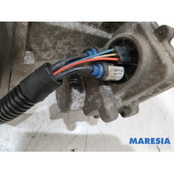 Opel - Crossland X - Power steering box