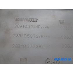 Renault - Trafic - Ruitensproeiertank voor