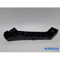 Renault - Trafic - Frontdeel steun