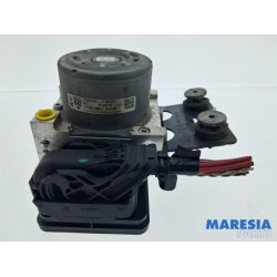 Renault - Trafic - ABS Pumpe