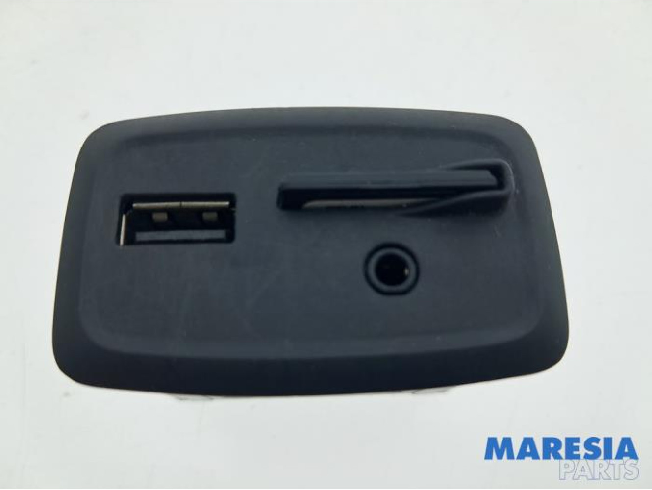 Renault - Captur - AUX/USB aansluiting