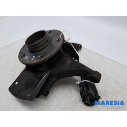 Renault - Trafic - Fusee links-voor