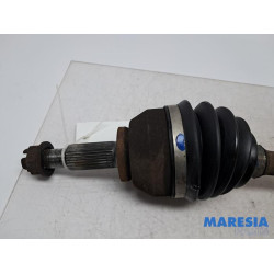Renault - Trafic - Aandrijfas links-voor