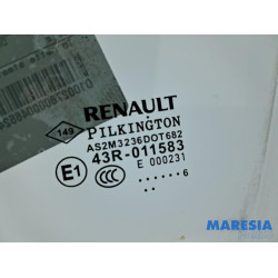 Renault - Captur - Portierruit 4Deurs links-voor