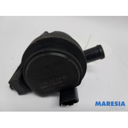 Renault - Trafic - Additional water pump