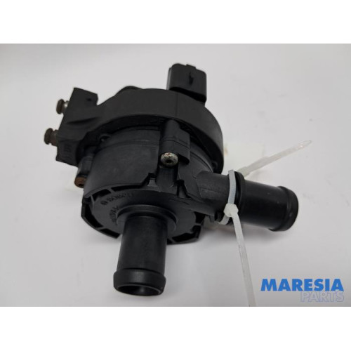 Renault - Trafic - Additional water pump