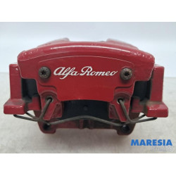 Alfa Romeo - Stelvio - Bremszange links hinten